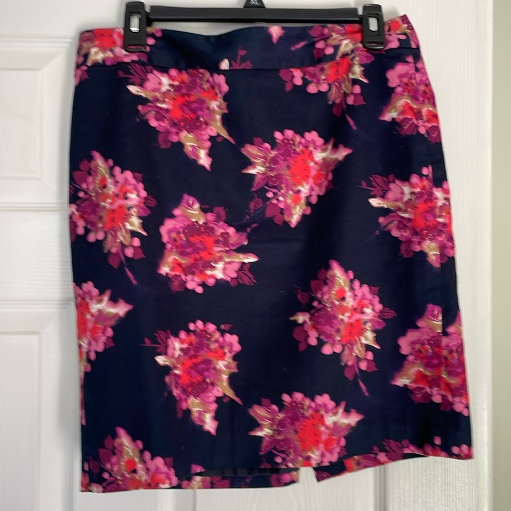 Cute Pink Floral on Navy Loft Mini Skirt